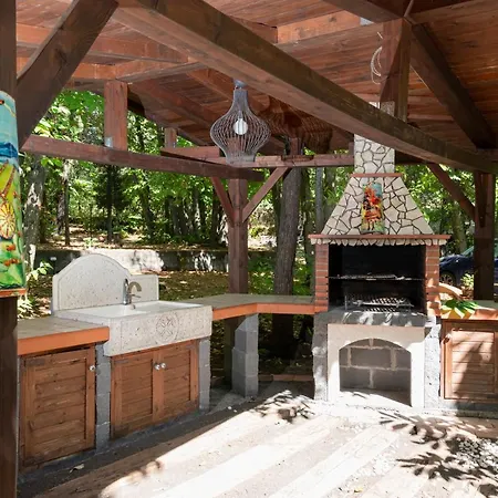Villa Ln Etna House-villa Ad Uso Esclusivo Pedara